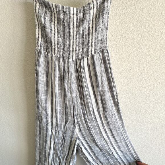 L*Space Riri Strapless Wide‑Leg Jumpsuit XS Gray White Stripe Smocked tie - Picture 9 of 15